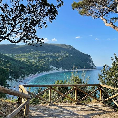 Camping Village Internazionale Sirolo Dış mekan fotoğraf