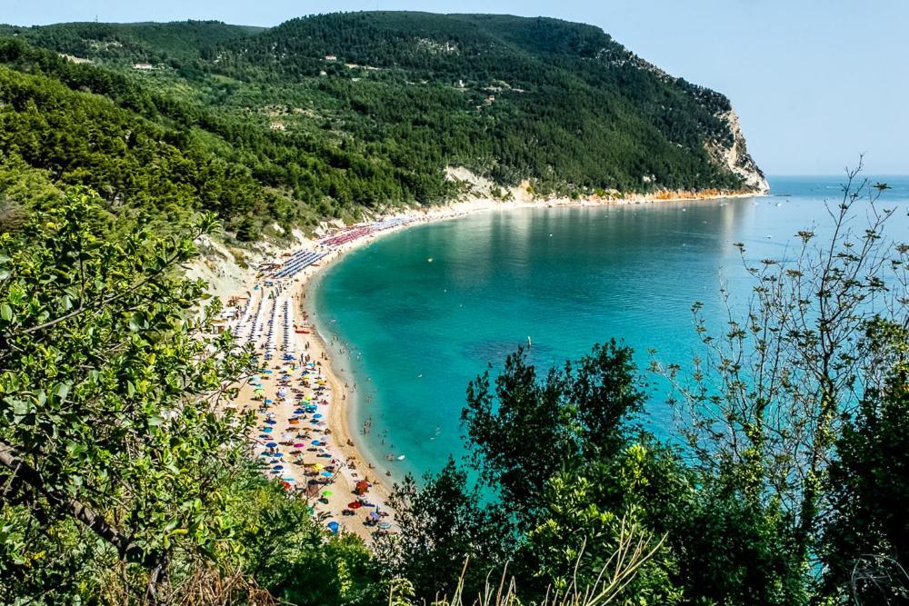 Camping Village Internazionale Sirolo Dış mekan fotoğraf